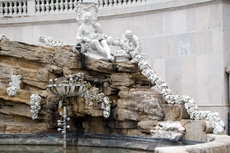 Schlosspark_Schönbrunn_Obeliskbrunnen_4.JPG